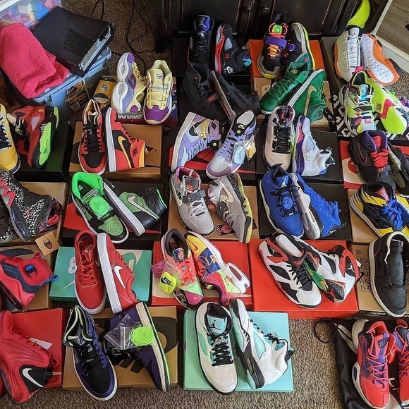 Shoes mens size 8 to 8.5